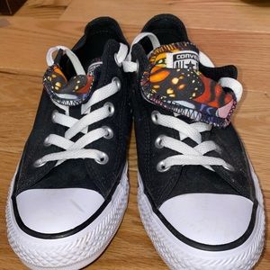 Black converse